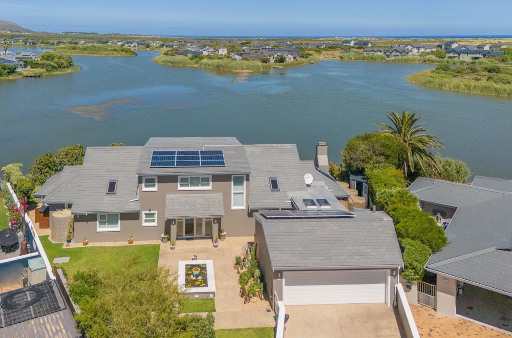 House for sale in Lake Michelle - FH1725390