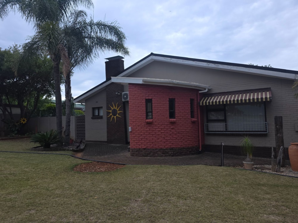 House for sale in Vanes Estate - 1UK1723655