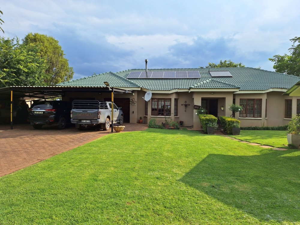 House for sale in Lydenburg (Mashishing) - 1LY1724297 House for sale in Lydenburg (Mashishing) - 1LY1724297