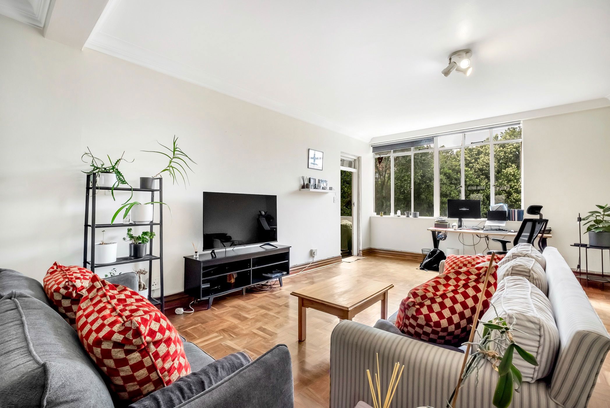 Apartment for sale in Illovo - HP1725111