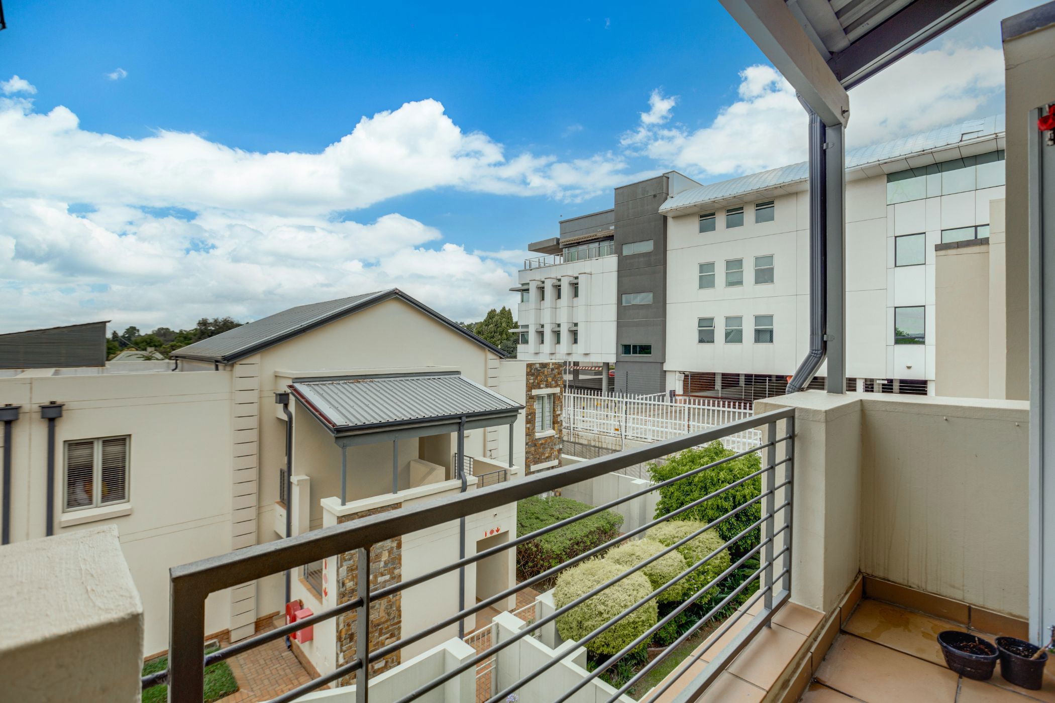 Apartment for sale in Parktown North - HP1725011