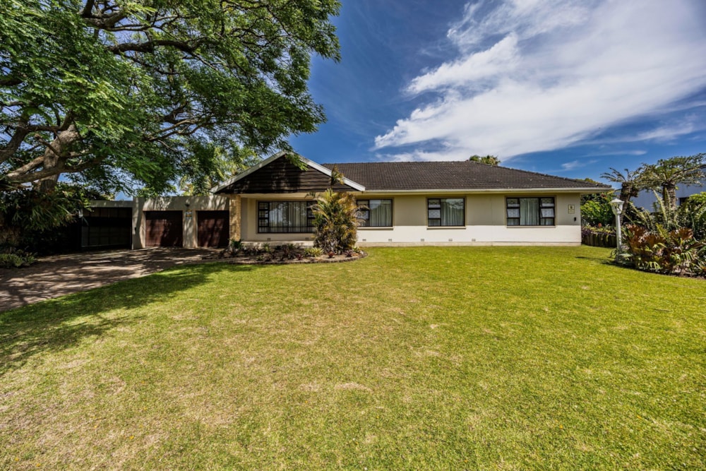 House for sale in Beacon Bay - 1EZ1724241 House for sale in Beacon Bay - 1EZ1724241