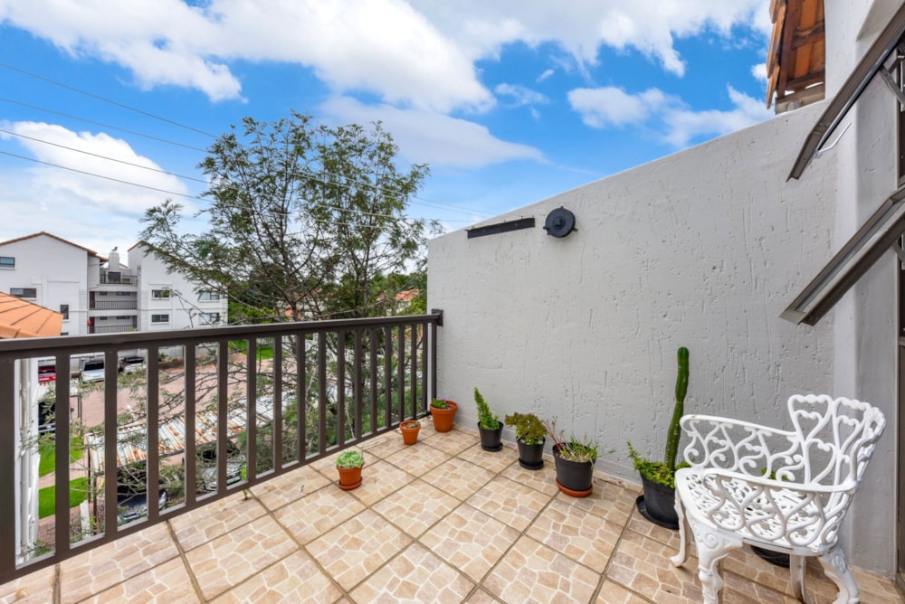 Apartment for sale in Sunninghill - FW1724836