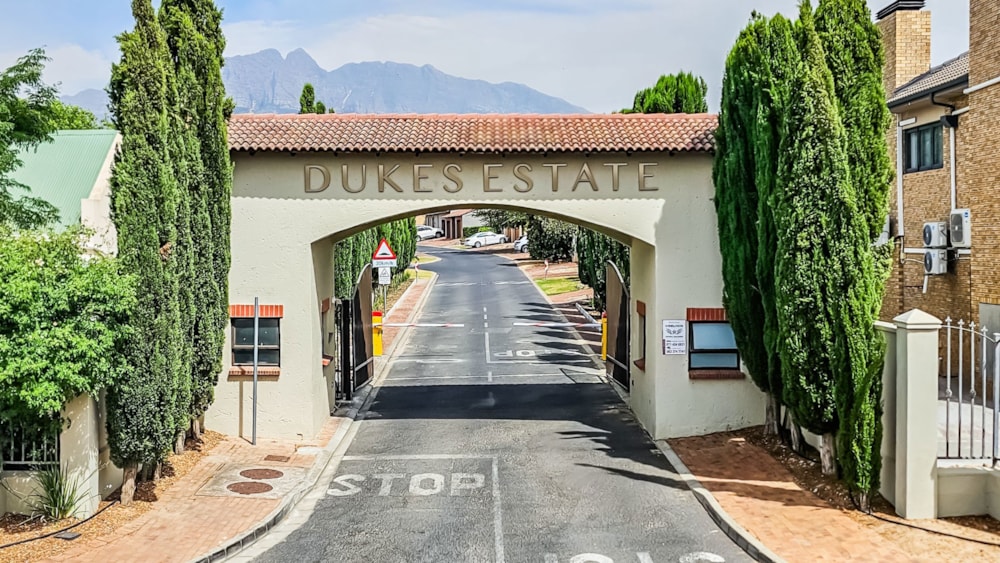 Security complex home for sale in Ranzadale - WEL1724831