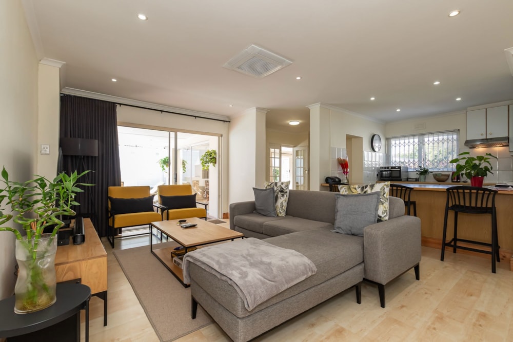 House for sale in Constantia, Cape Town - KW1725293