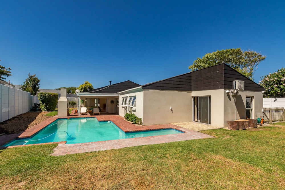 House for sale in Constantia, Cape Town - KW1725293