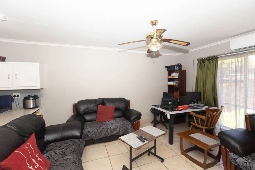 Townhouse sold in Pellissier - 1BX1708685 Townhouse sold in Pellissier - 1BX1708685