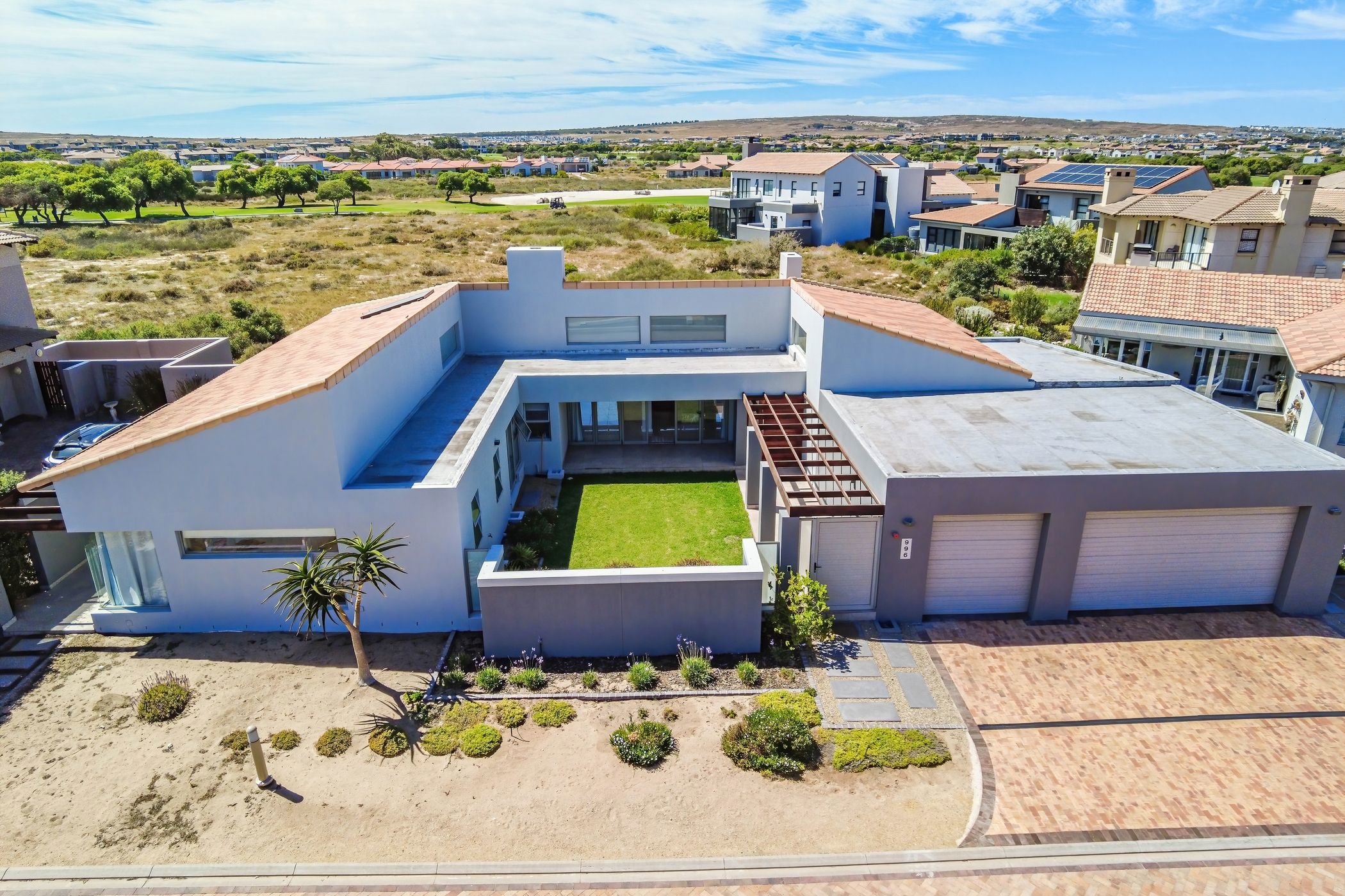 Golf estate house for sale in Langebaan Country Estate - LA1724345