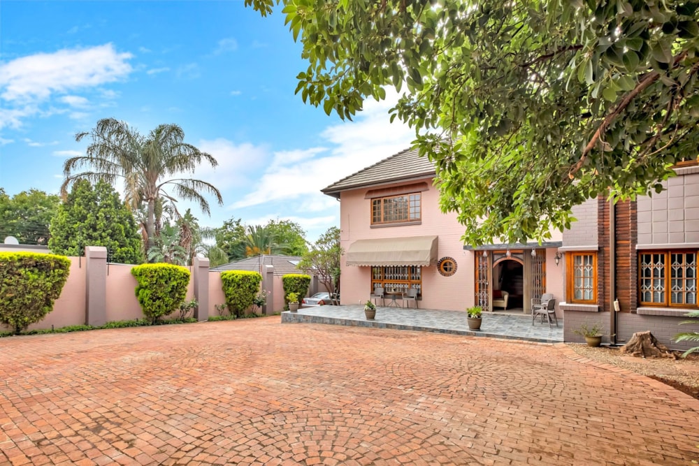 House for sale in Emmarentia - HP1723239 House for sale in Emmarentia - HP1723239