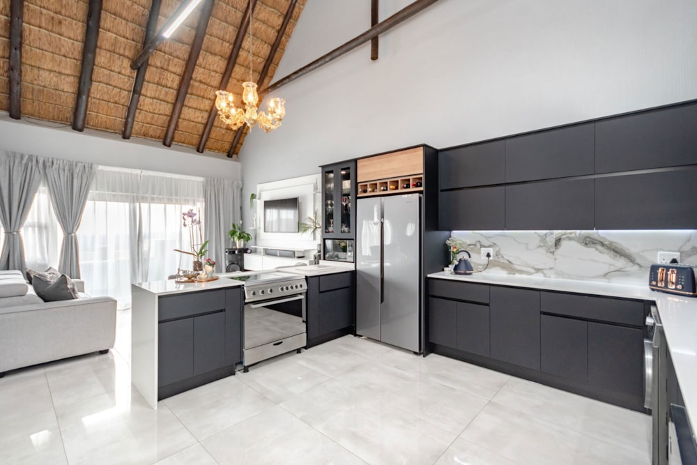 Apartment for sale in Northcliff, Johannesburg - RAN1724398 Apartment for sale in Northcliff, Johannesburg - RAN1724398