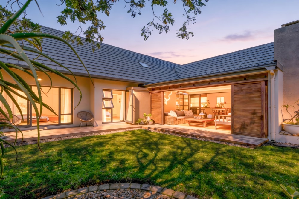 Single-storey house for sale in Cotswold Downs Estate - 1KF1720372 Single-storey house for sale in Cotswold Downs Estate - 1KF1720372