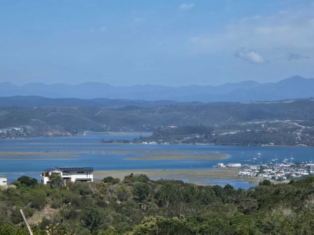 Residential vacant land for sale in Pezula Golf Estate - 1KG1725018 Residential vacant land for sale in Pezula Golf Estate - 1KG1725018