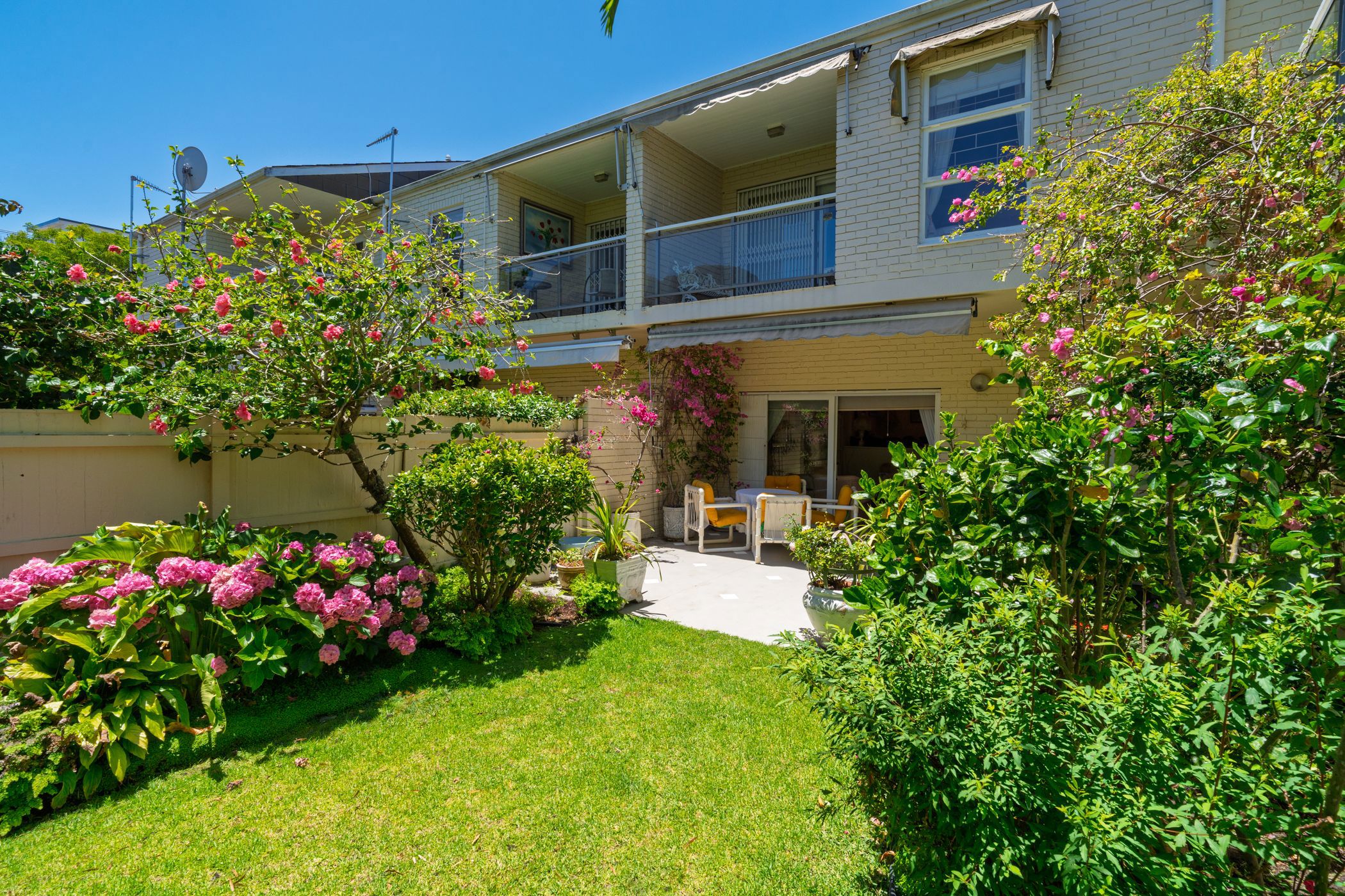 Townhouse for sale in Claremont Upper - KW1728056