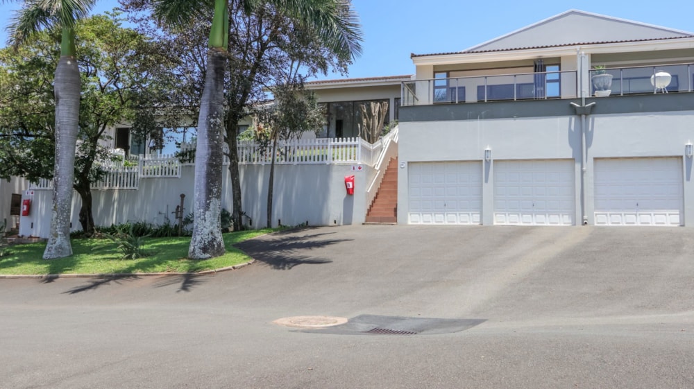 Townhouse for sale in La Lucia - 1ND1723760 Townhouse for sale in La Lucia - 1ND1723760