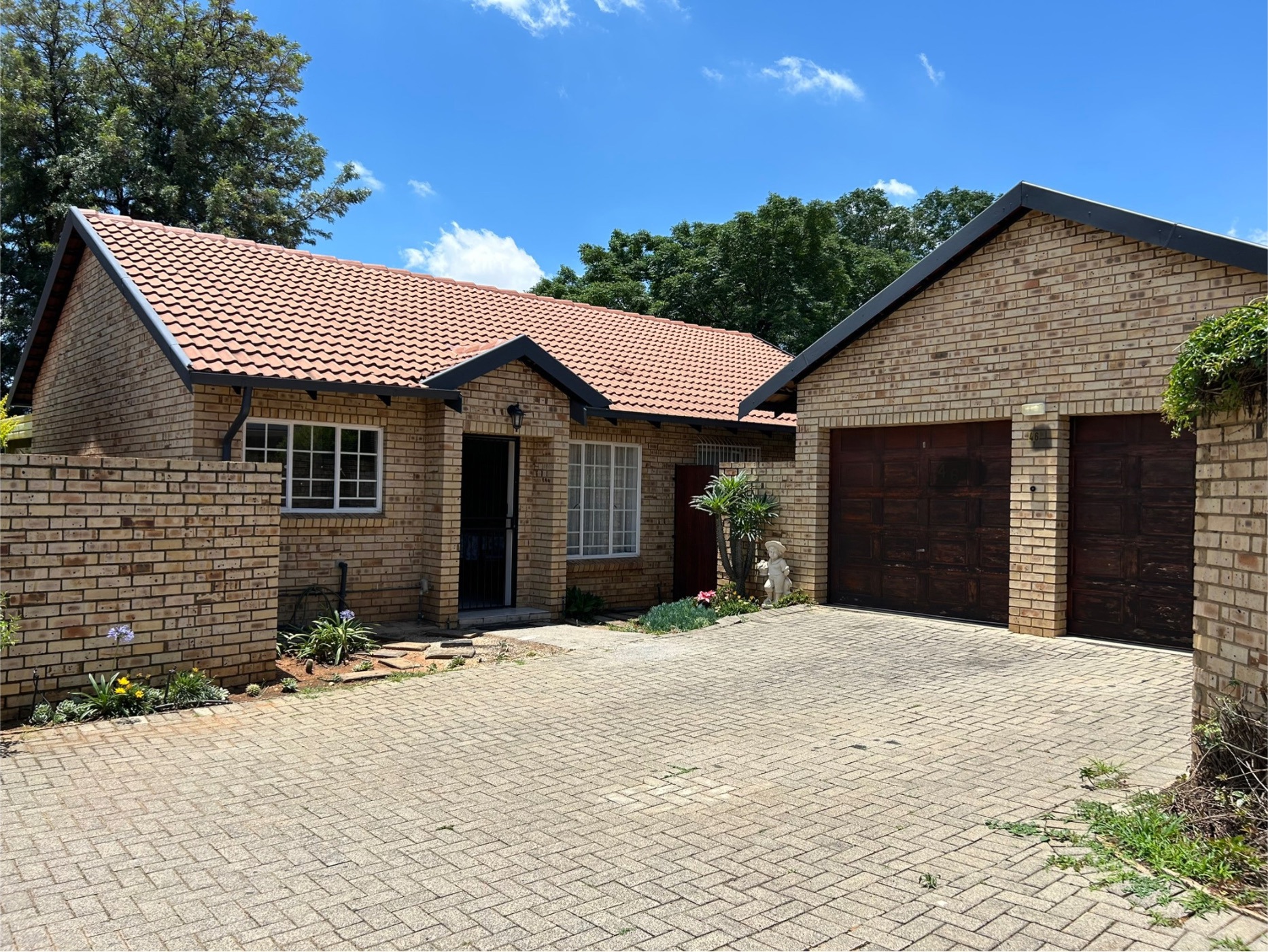 Townhouse for sale in Die Wilgers - PT1724391