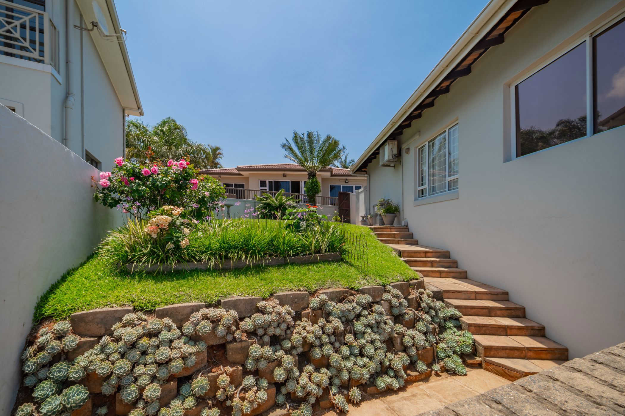 House for sale in Seaward Estates - 1BD1724572