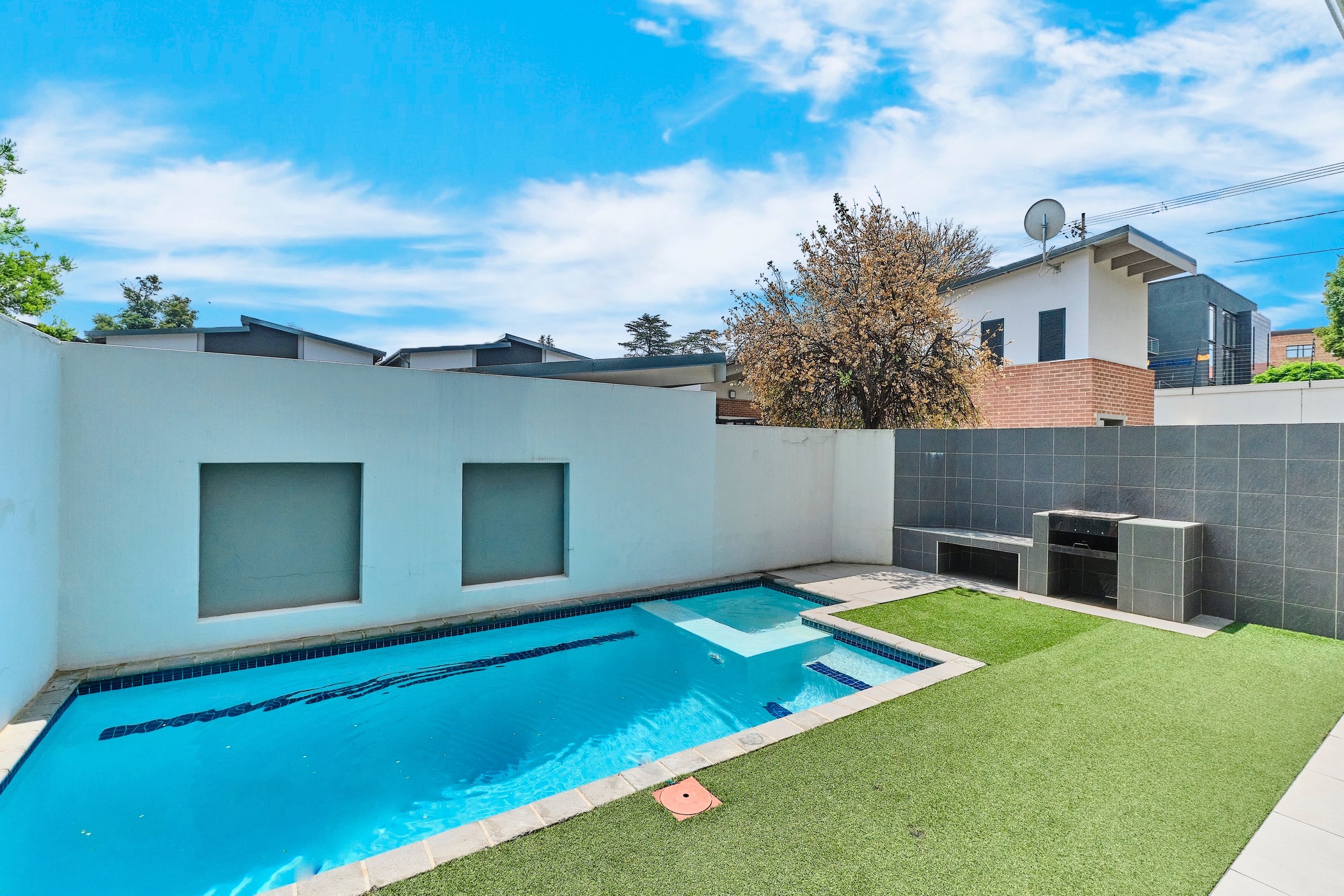 Security complex home for sale in Rivonia - HP1725444