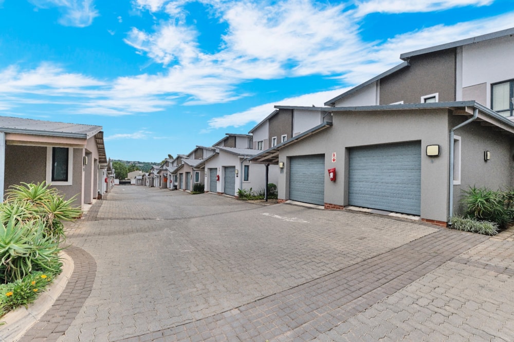 Security complex home for sale in Rivonia - HP1725444