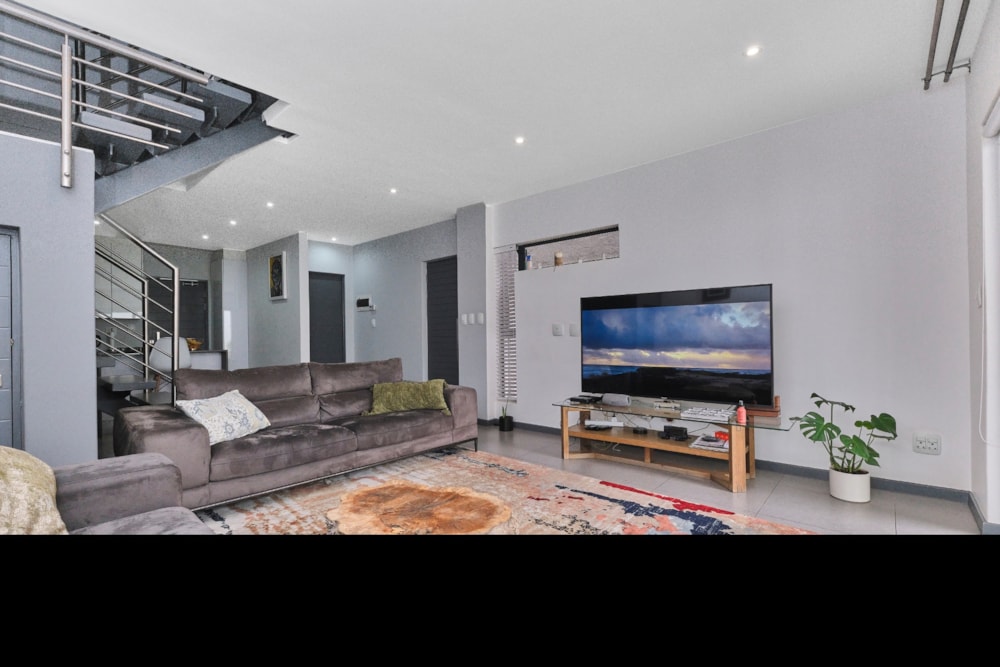 Security complex home for sale in Rivonia - HP1725444