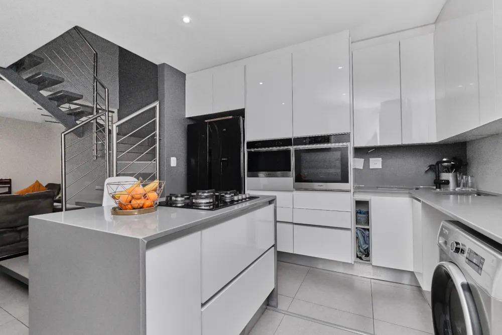 Security complex home for sale in Rivonia - HP1725444 Security complex home for sale in Rivonia - HP1725444
