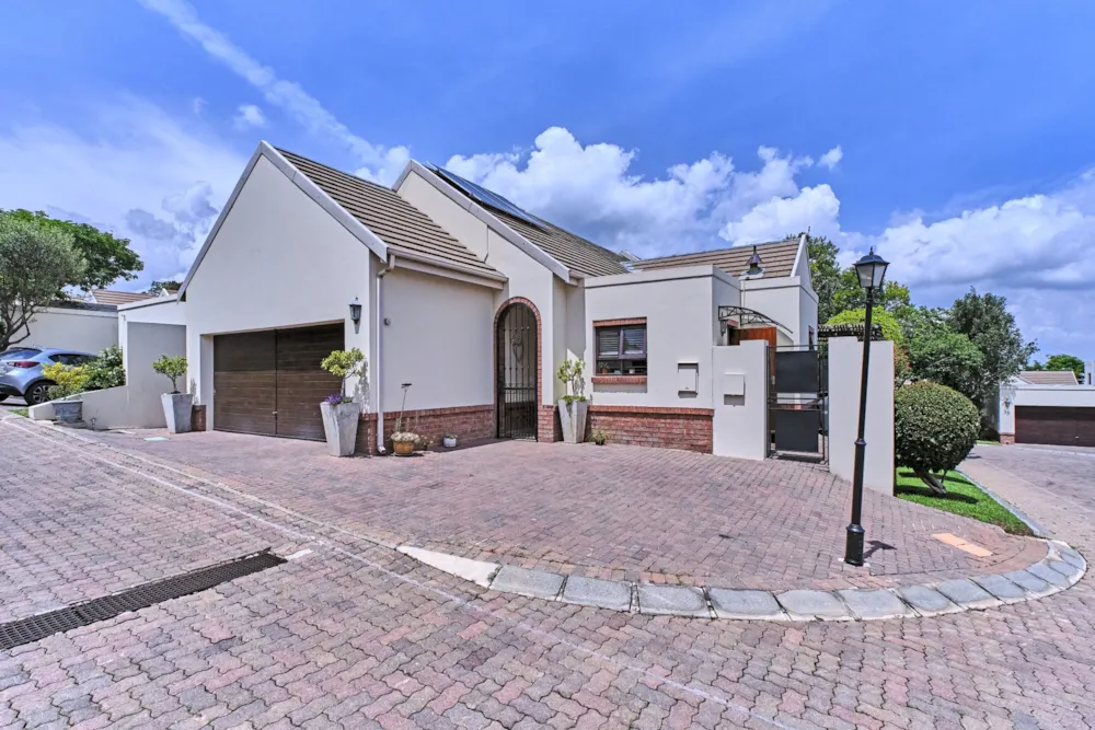 Cluster sold in Bryanston - HP1723615