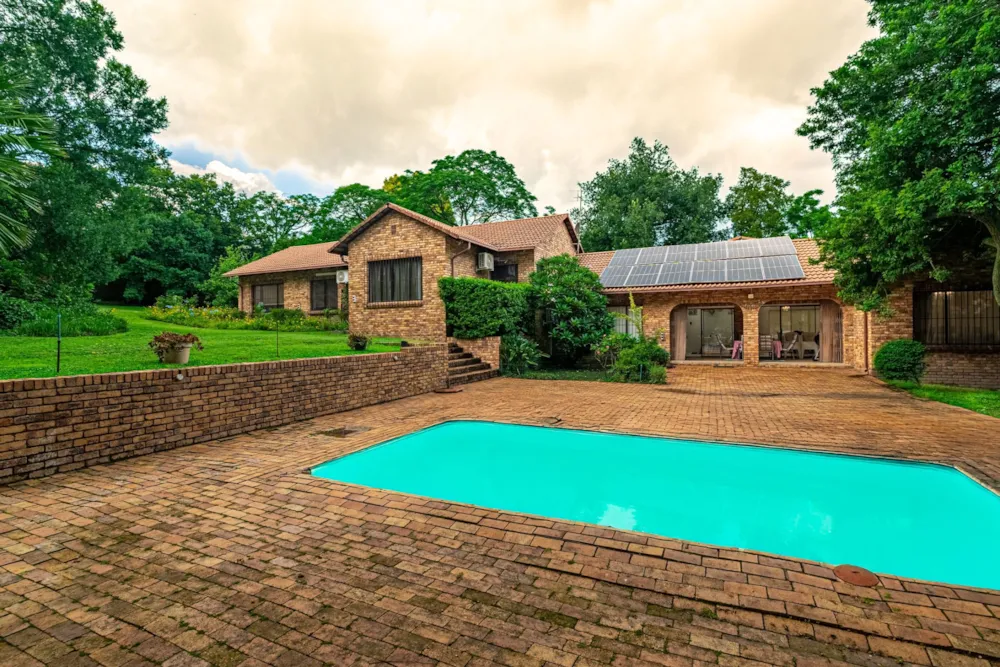 House for sale in Bryanston - HP1723898 House for sale in Bryanston - HP1723898