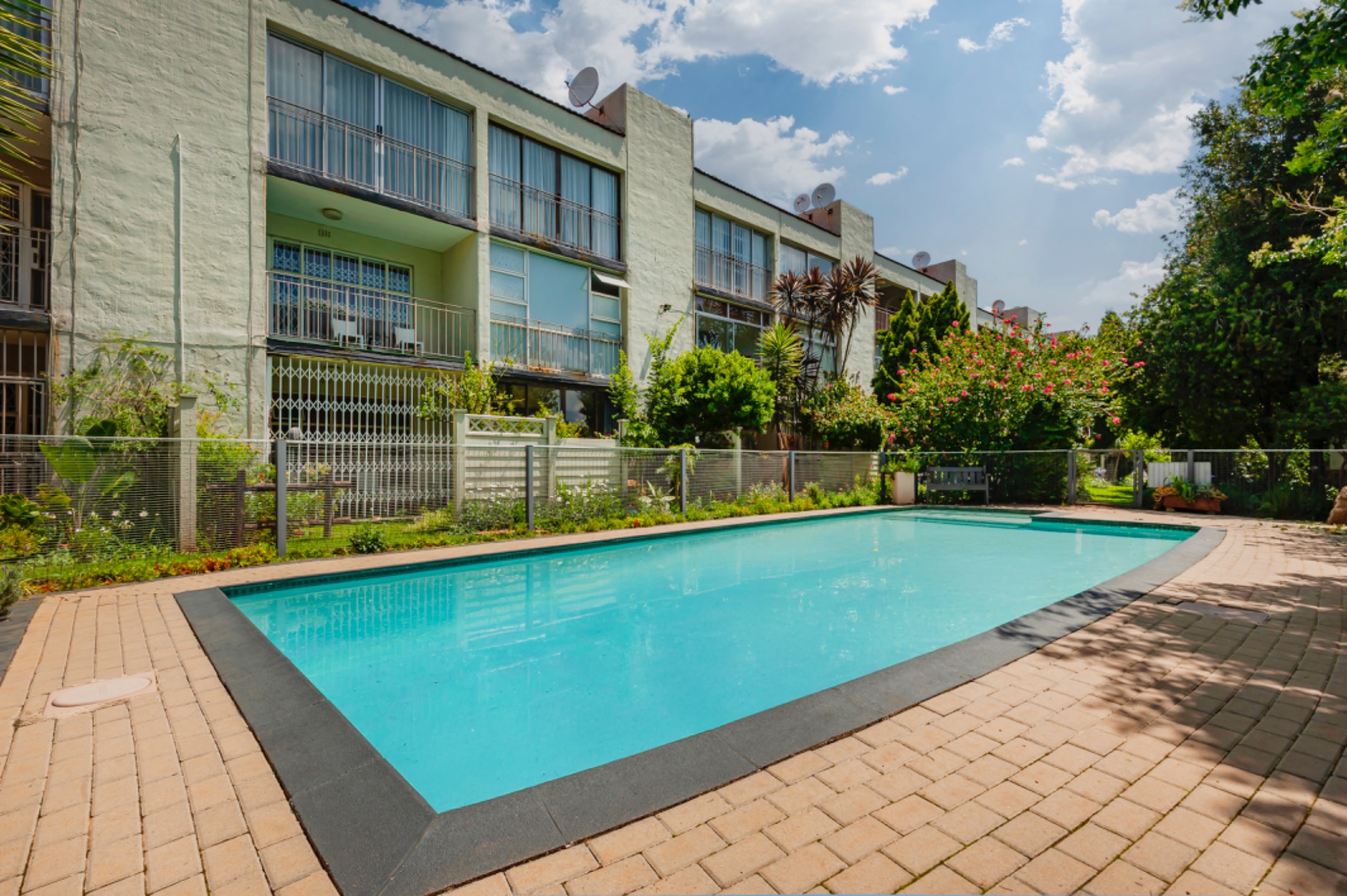 Apartment for sale in Bedford Gardens - BED1721130