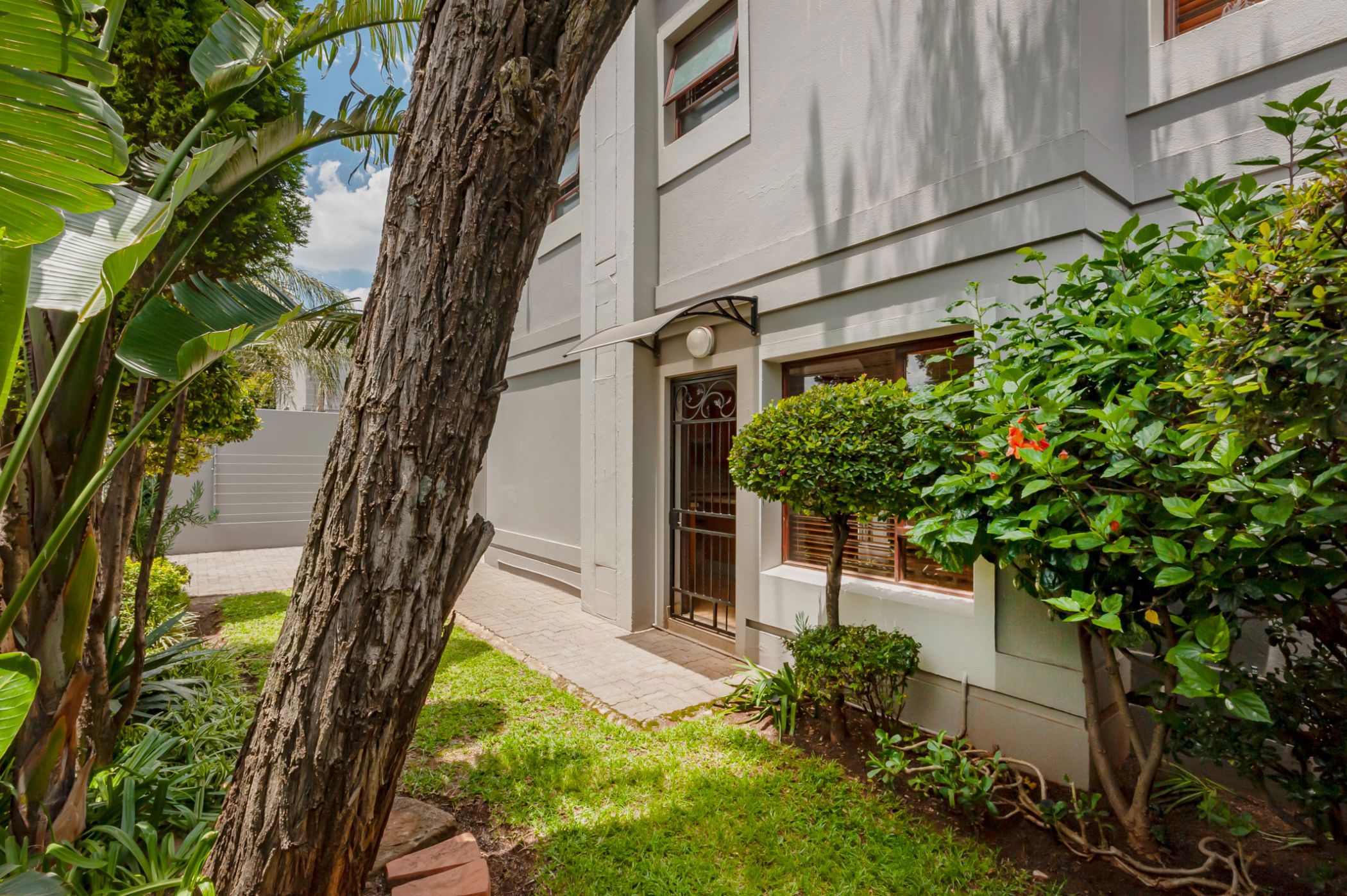 Double-storey cluster for sale in Bedfordview - BED1680326