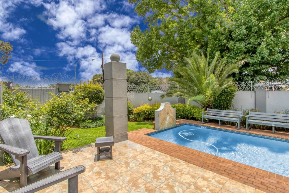 Apartment for sale in Waverley, Johannesburg - HP1726106