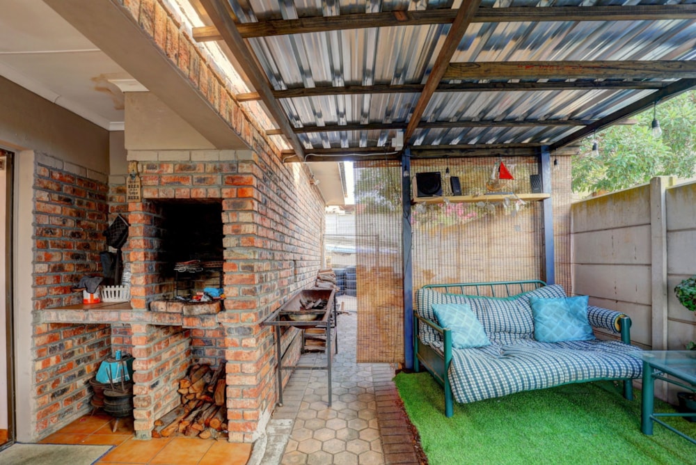 House to rent in Fraaiuitsig - 1MB1725976