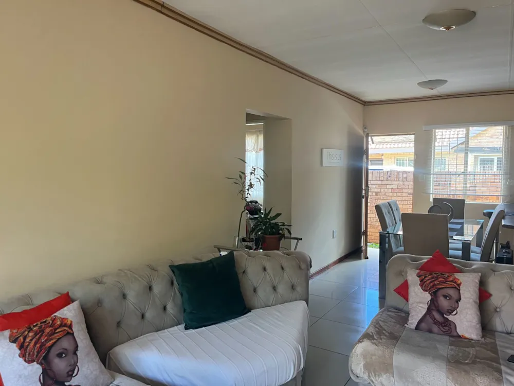 Townhouse for sale in Langenhovenpark - 1BX1726092 Townhouse for sale in Langenhovenpark - 1BX1726092