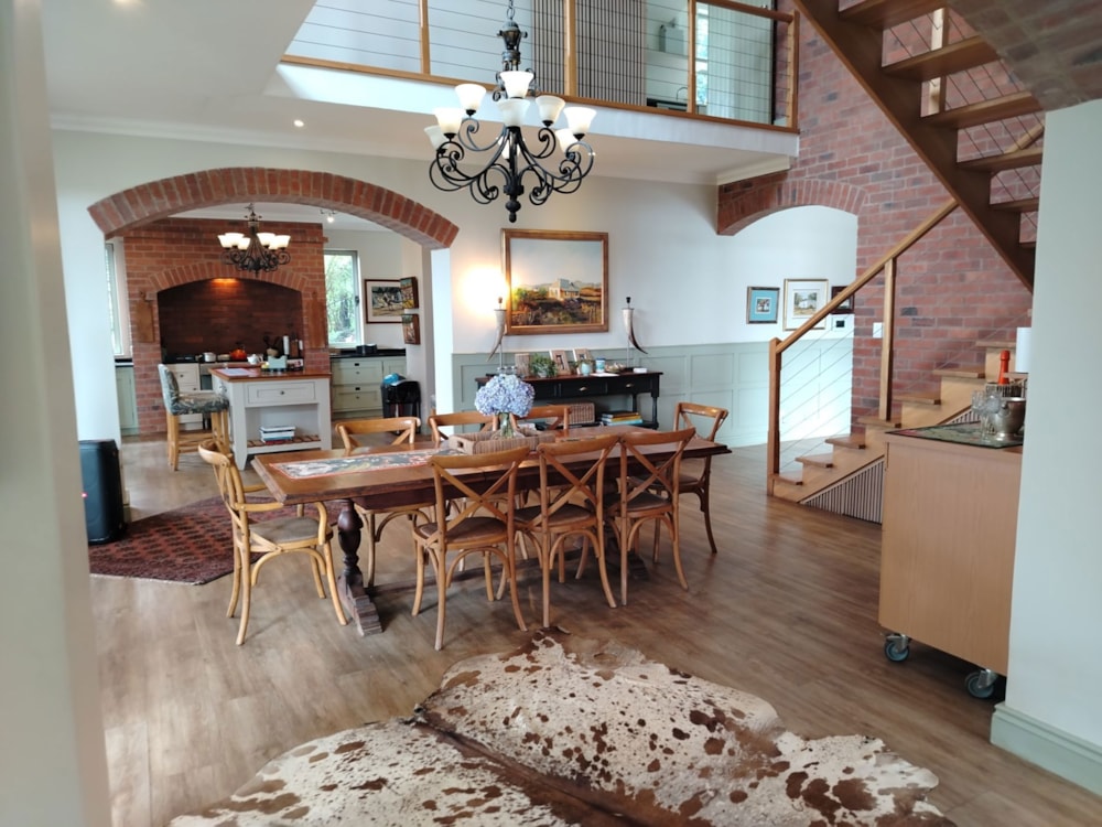 House for sale in Hilton, KwaZulu-Natal - 1PM1727266