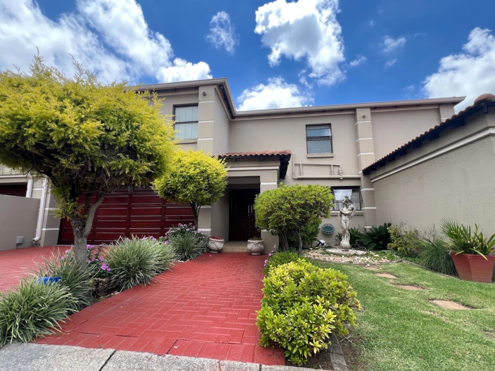 House for sale in Morehill - EN1726934