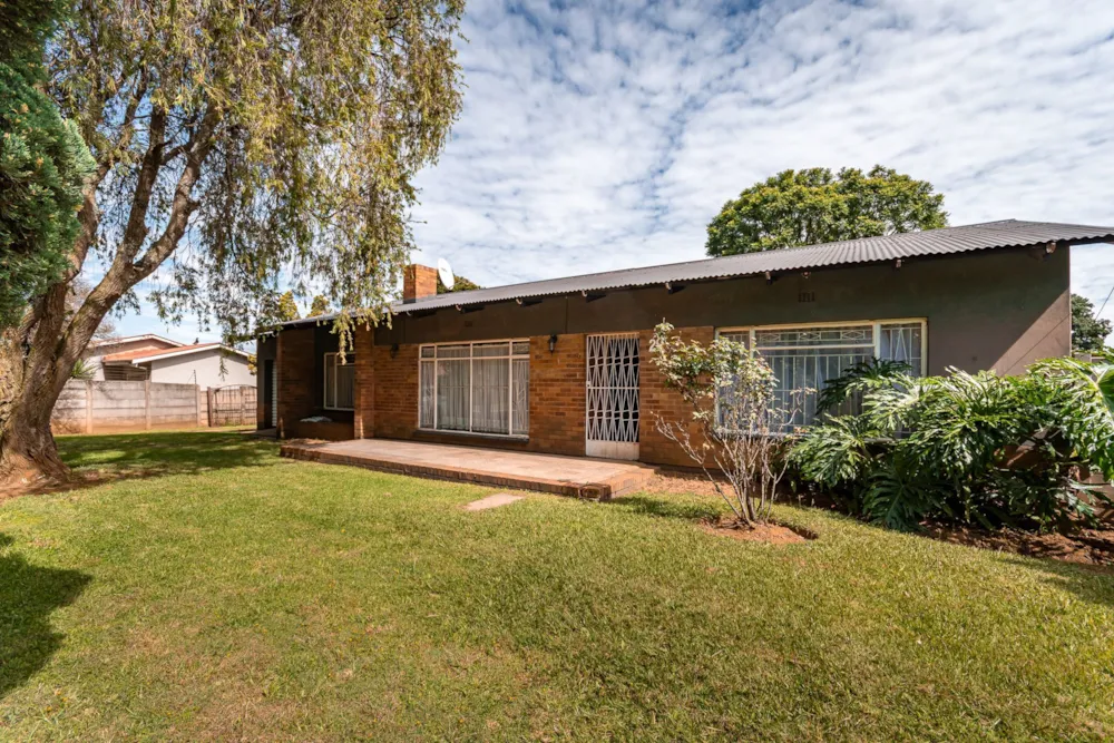 House sold in Northmead - EN1727257
