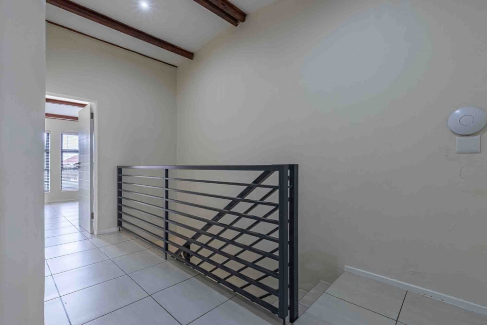 Double-storey apartment for sale in Rynfield - EN1726381