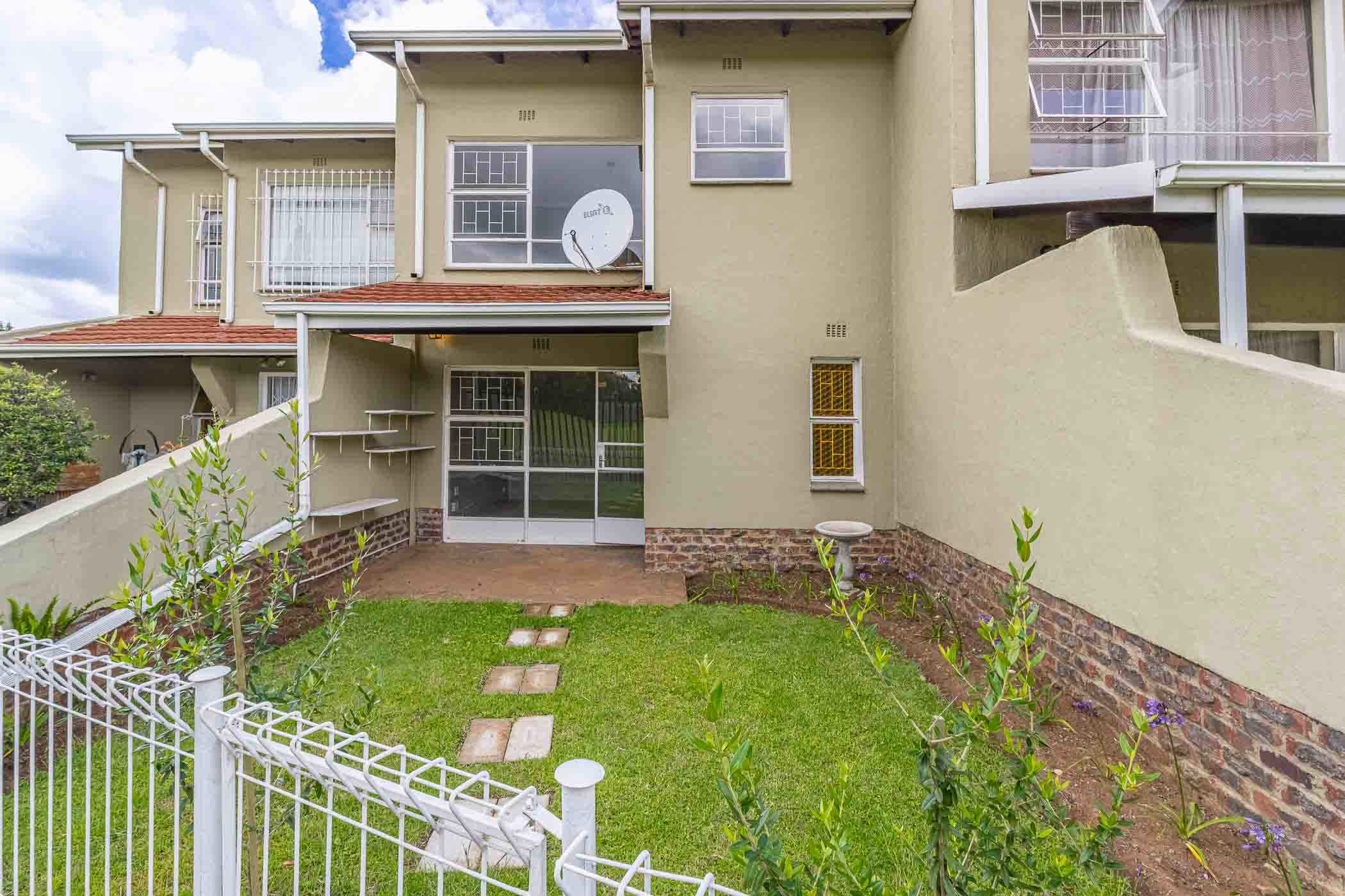 Apartment for sale in Farrarmere - EN1727126