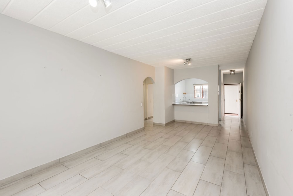 Garden apartment for sale in Craighall Park - HP1728435