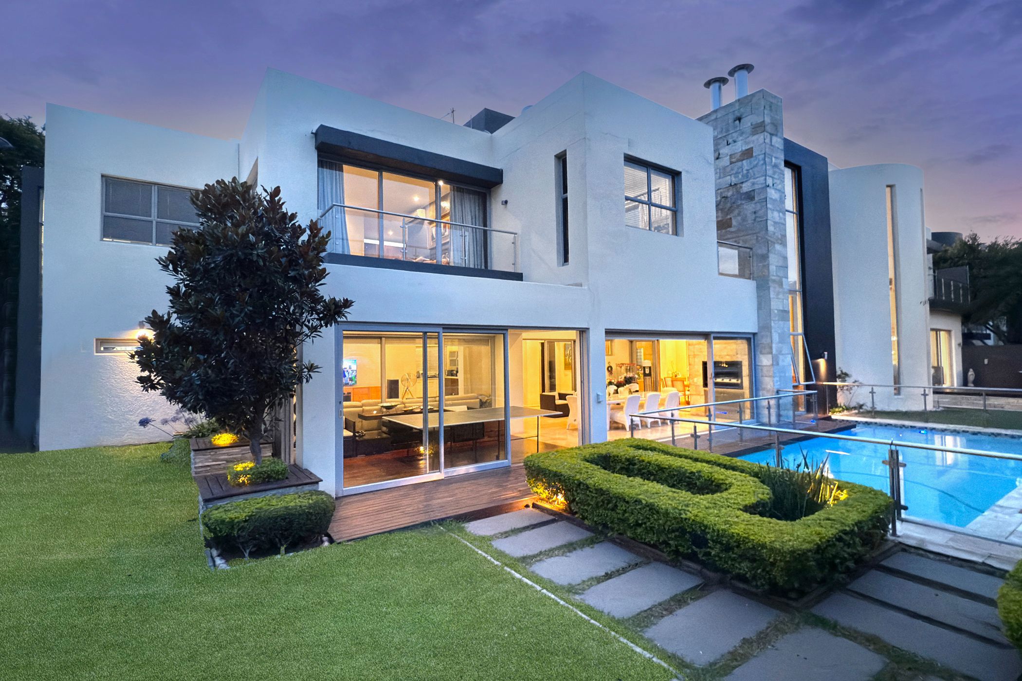 Double-storey house for sale in Hyde Park, Sandton - HP1742118
