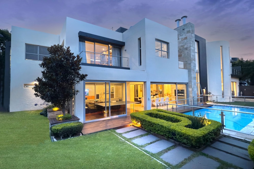 Double-storey cluster for sale in Hyde Park, Sandton - HP1726886