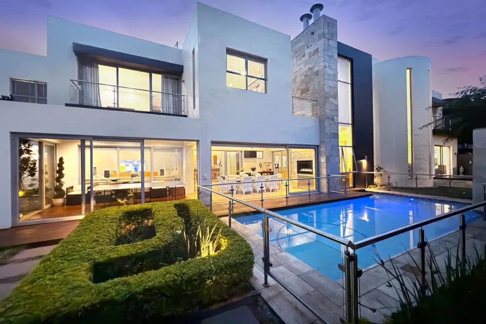 Double-storey house for sale in Hyde Park, Sandton - HP1742118