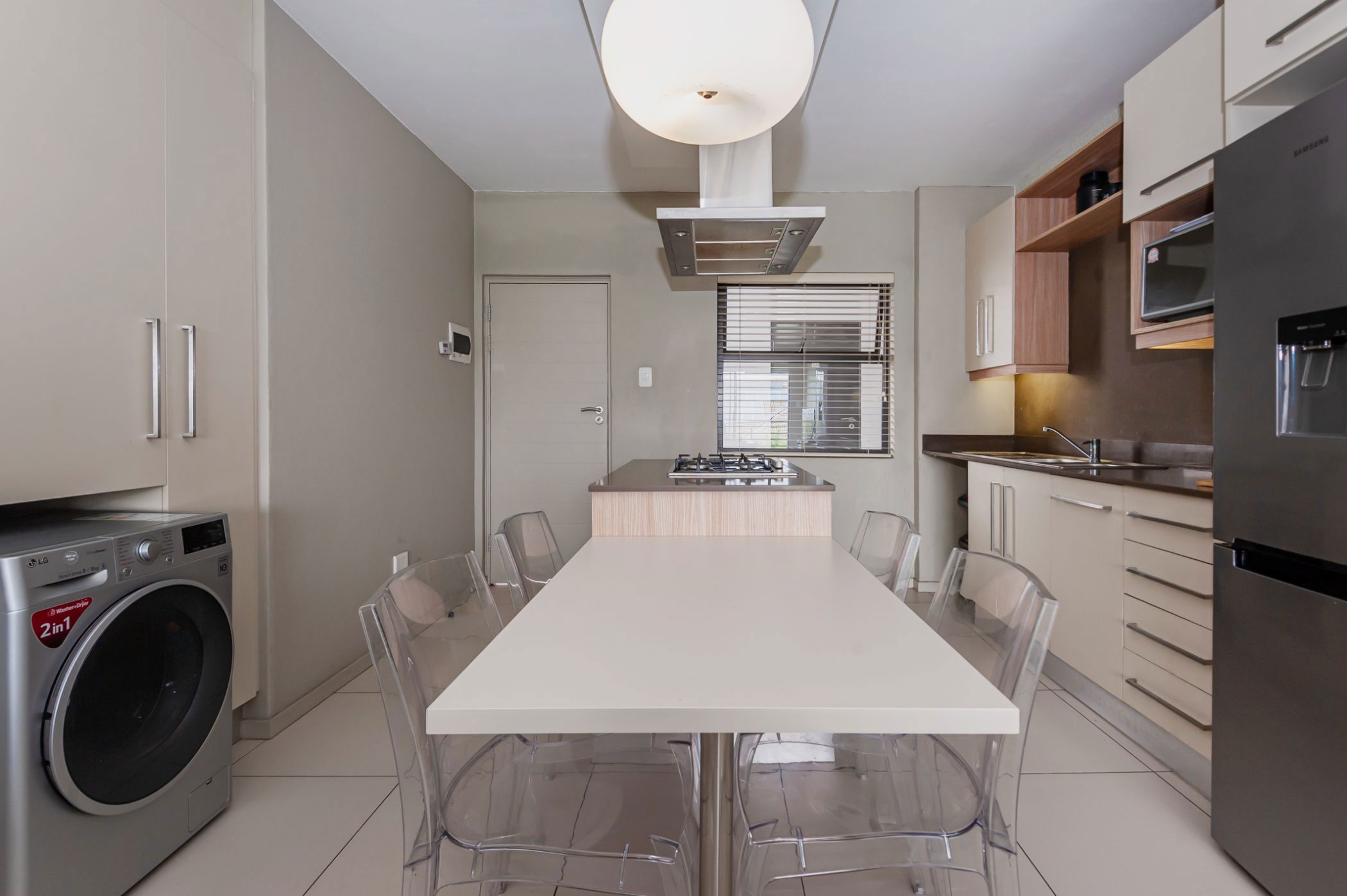 Apartment to rent in Bryanston - JBL1725716