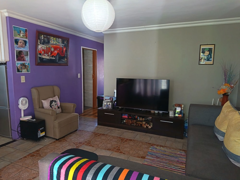 Apartment for sale in Grassy Park - 1OT1733310