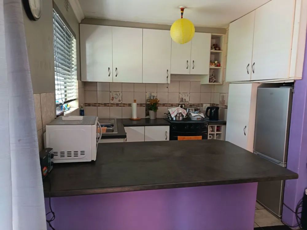 Apartment for sale in Grassy Park - 1OT1733310 Apartment for sale in Grassy Park - 1OT1733310