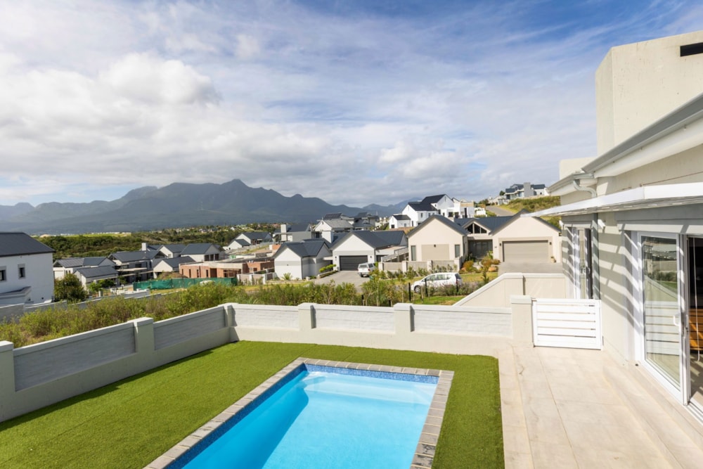 House to rent in Kingswood Golf Estate - GEO1726354