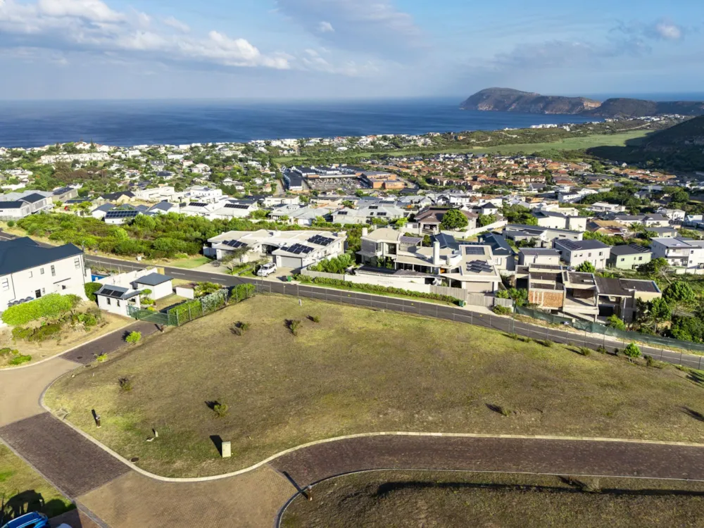 Residential vacant land for sale in Robberg Ridge - 1KG1725902 Residential vacant land for sale in Robberg Ridge - 1KG1725902