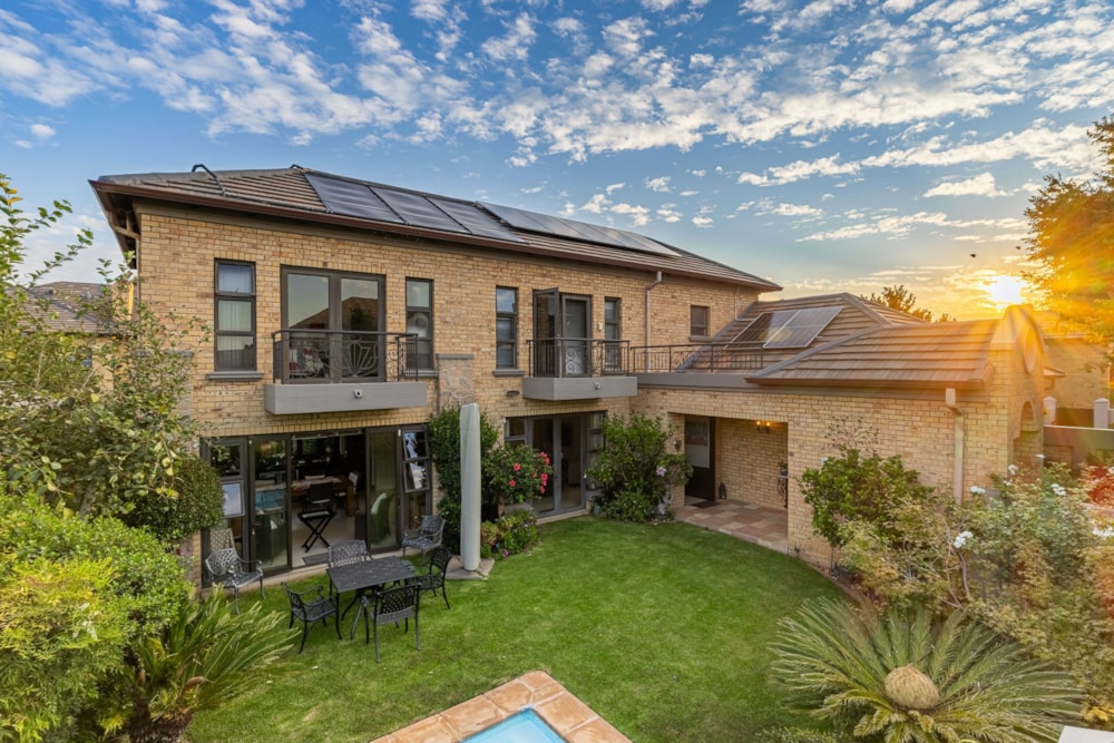 House for sale in Lakefield - EN1727746