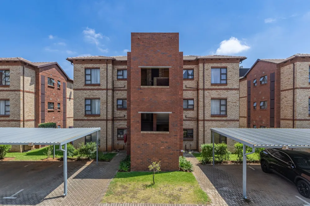 Townhouse sold in Randpark Ridge - RAN1728078