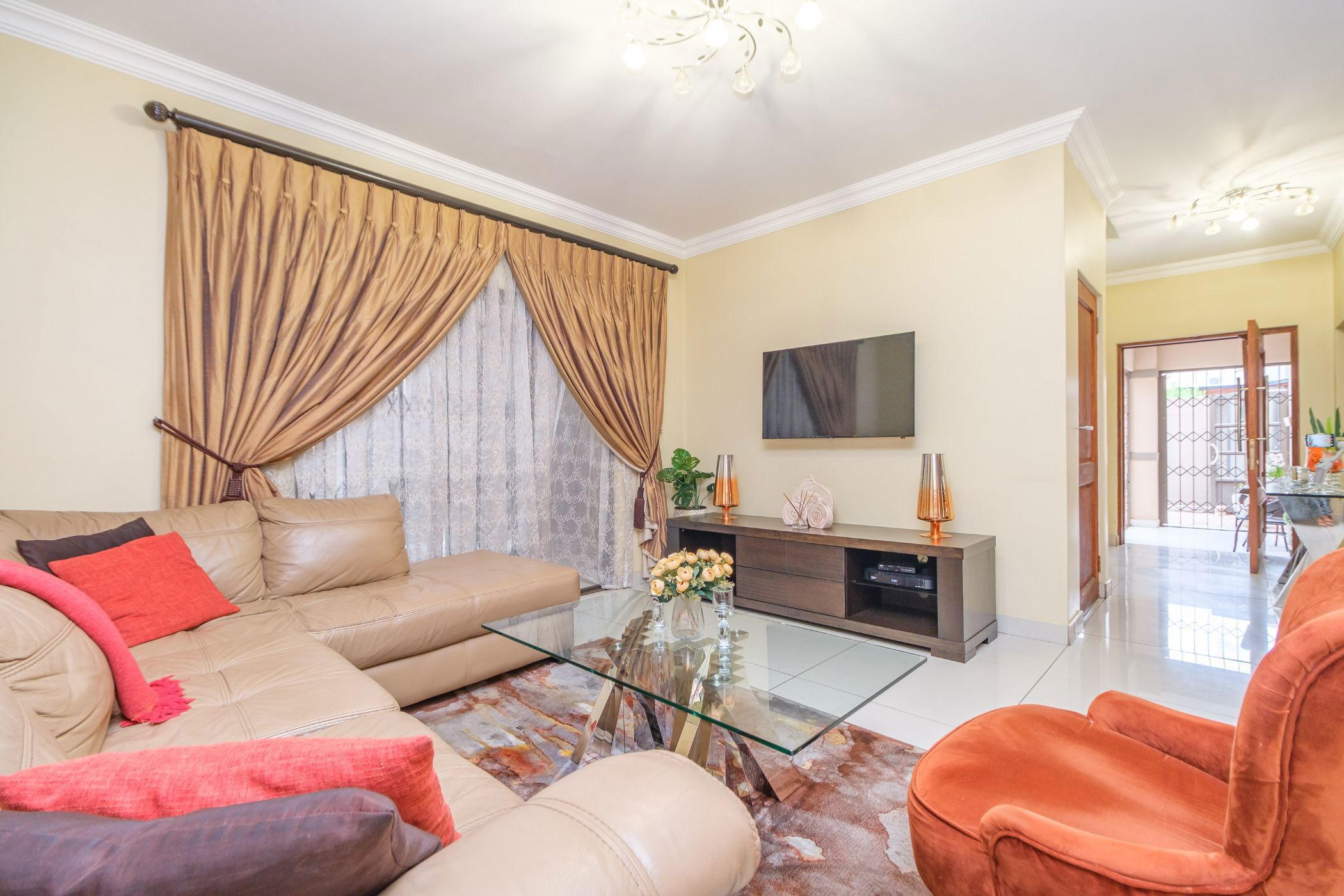 Cluster for sale in Radiokop - RAN1727216