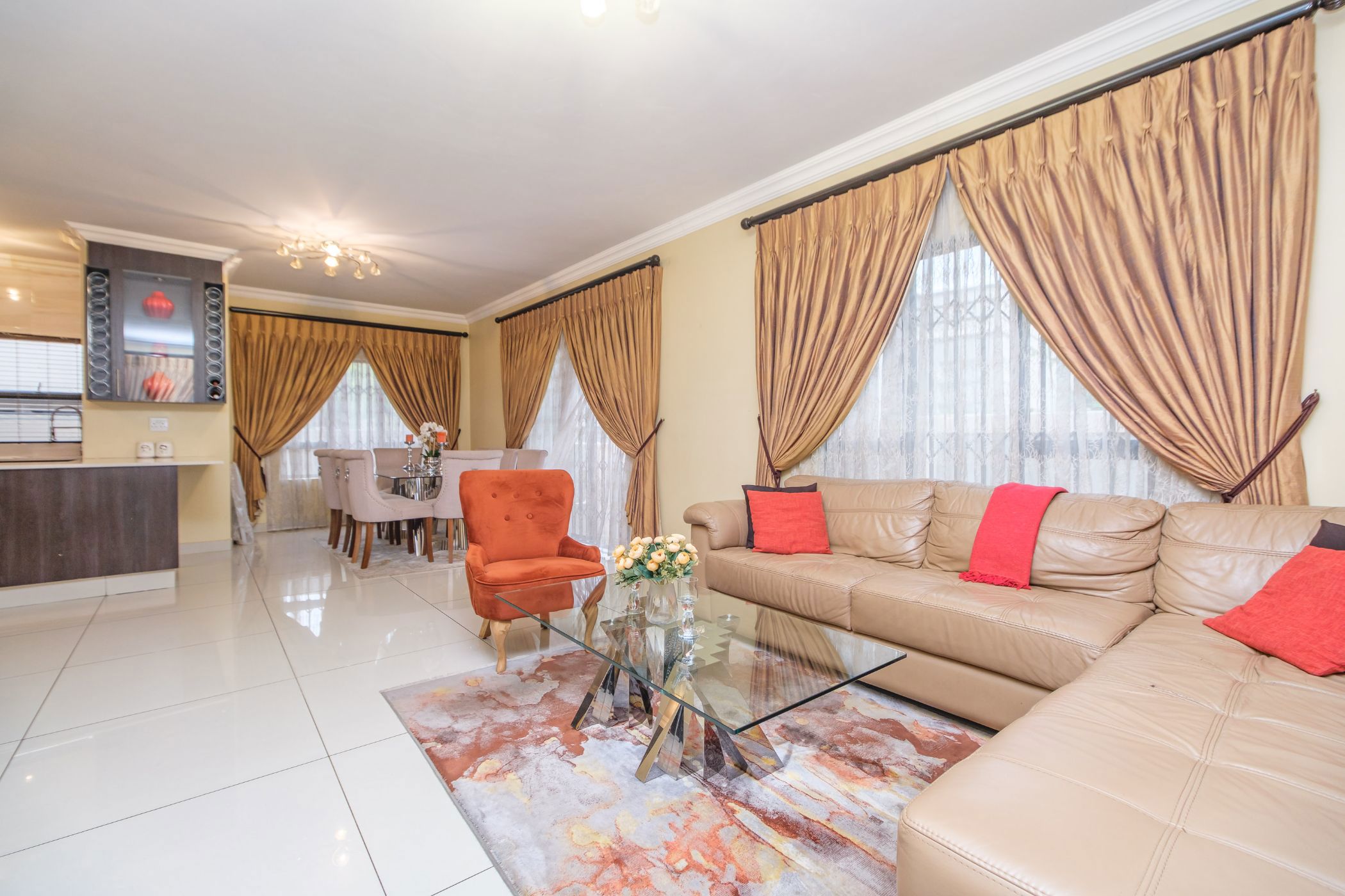 Cluster for sale in Radiokop - RAN1727216