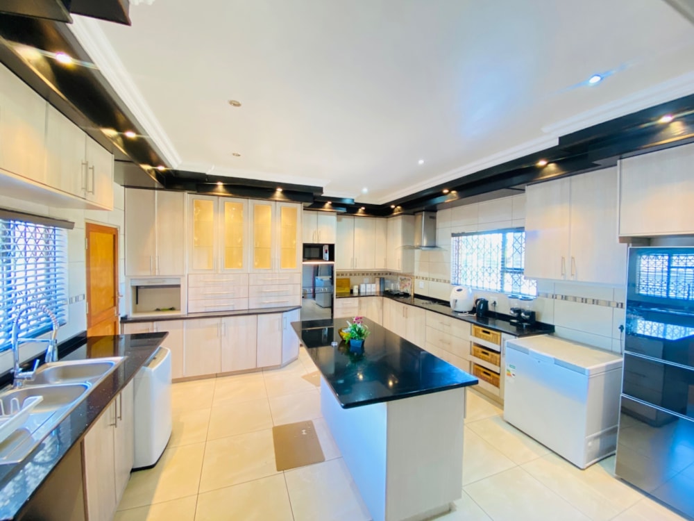 House let in Aviary Hill - 1NW1727735